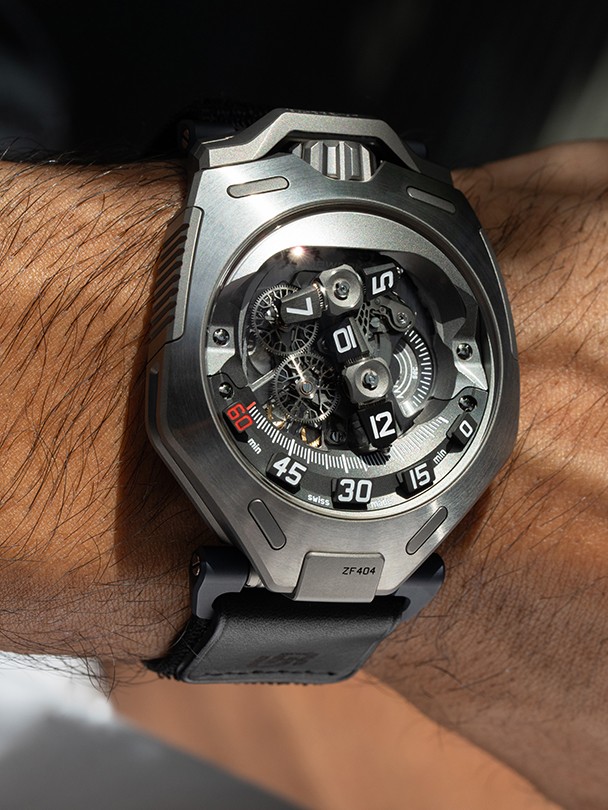 THG_UWK_UR-300_Time-Quantum_3 THG_UWK_UR-300_Time-Quantum_3